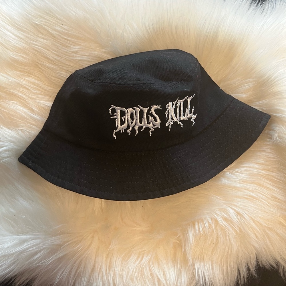 Dolls Kill black bucket hat NWOT